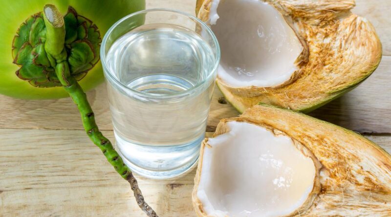 Air Kelapa Sebagai Minuman Alami Untuk Detoksifikasi Tubuh