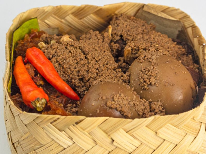 4 Gudeg Populer Dekat Stasiun Tugu Yogyakarta