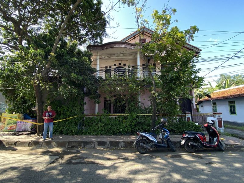 Polisi Selidiki Penemuan Mayat Sekeluarga Di Indramayu