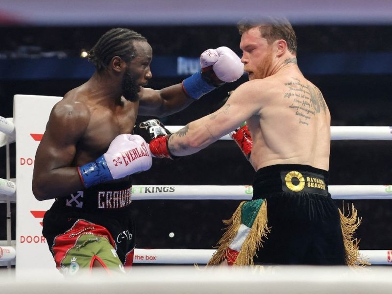 Usai Kalahkan Canelo, Crawford Ungkap Rahasia Menang