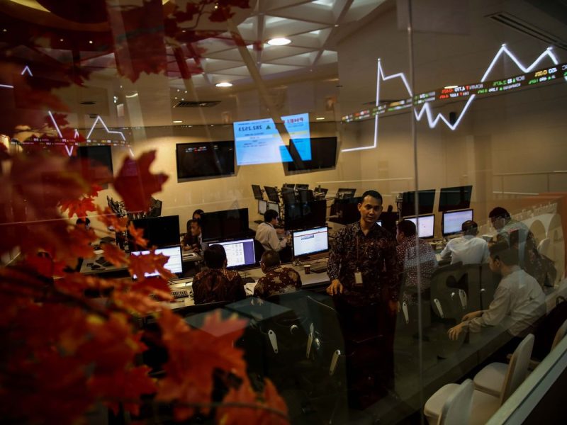 Investor Lesu, Rupiah Happy: IHSG Tutup Melemah Di Awal Bulan