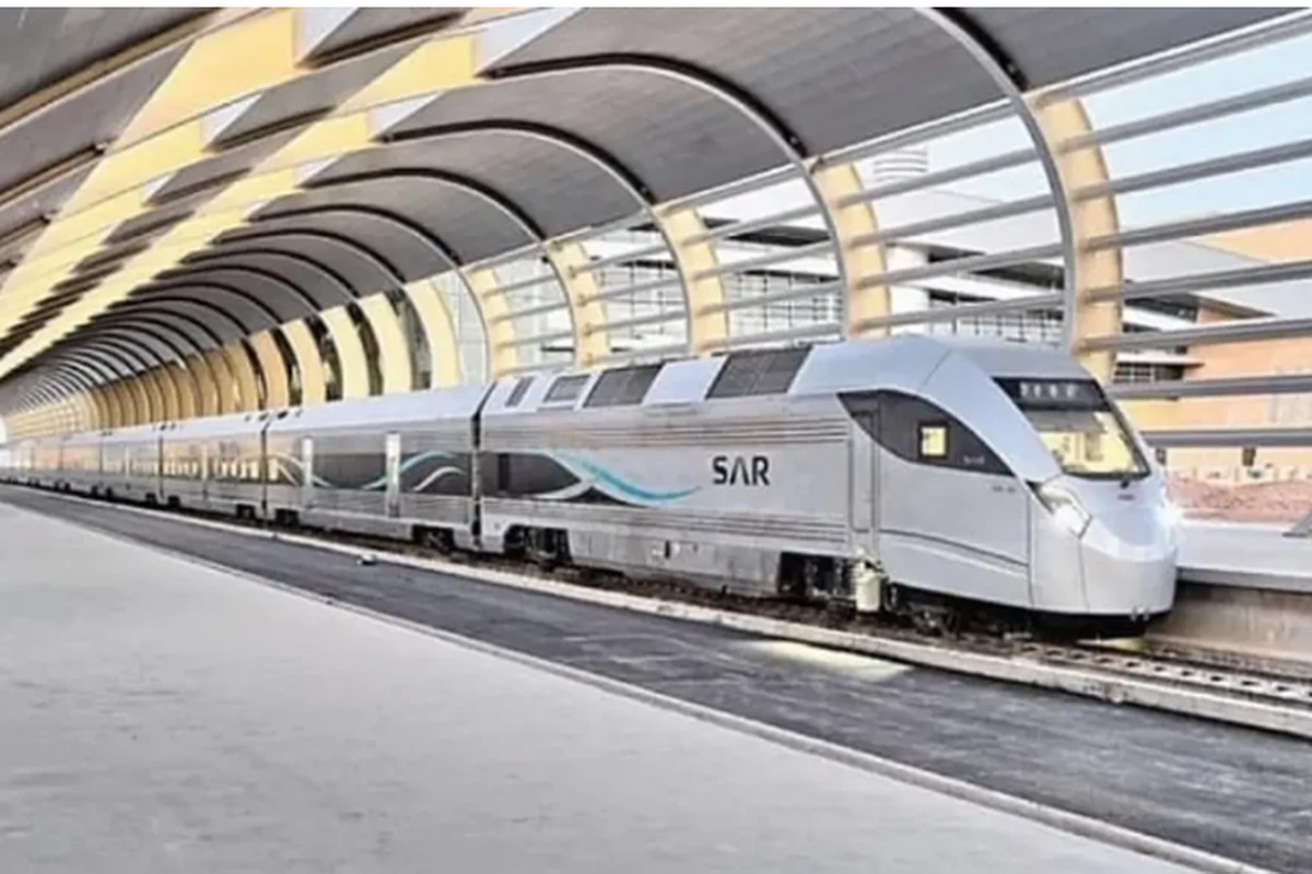 Mega Proyek Saudi: Kereta Cepat 1.500 Km Senilai Rp 116 T