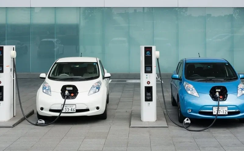 Beralih Ke Listrik: Dompet Aman, Pajak Jauh Lebih Ringan!