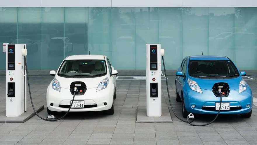 Beralih Ke Listrik: Dompet Aman, Pajak Jauh Lebih Ringan!