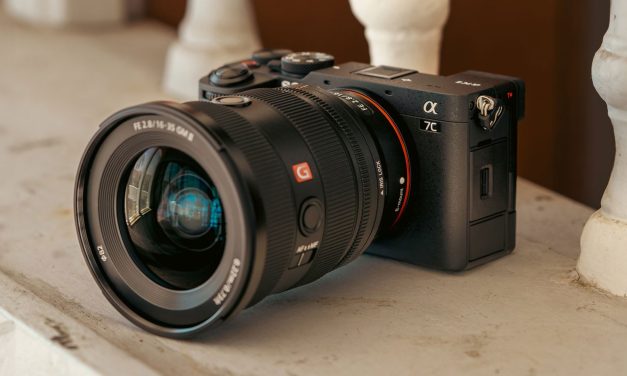 Kamera Sony A7C Banyak Di Gunakan Untuk Konten Vlogging