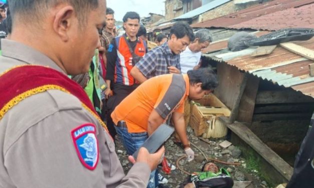 Driver Ojol Tewas Tertabrak Kereta di Medan, Penumpang Selamat