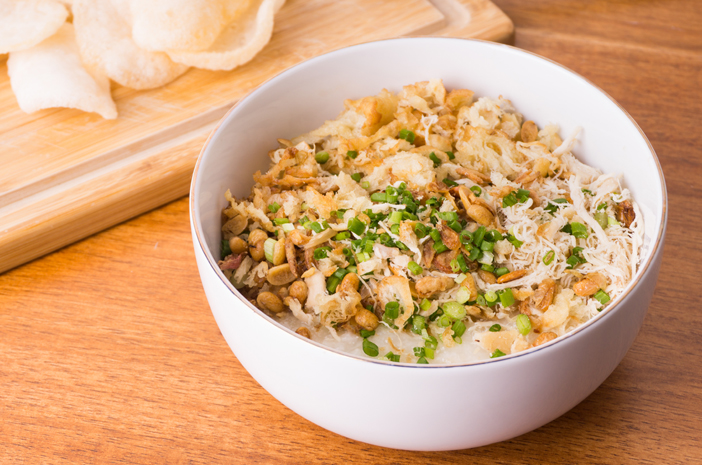 Kelezatan Bubur Ayam Makanan Tradisional Yang Bergizi