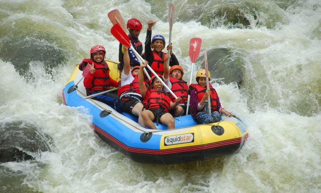 Arung Jeram Aktivitas Olahraga Yang Seru Namun Menantang