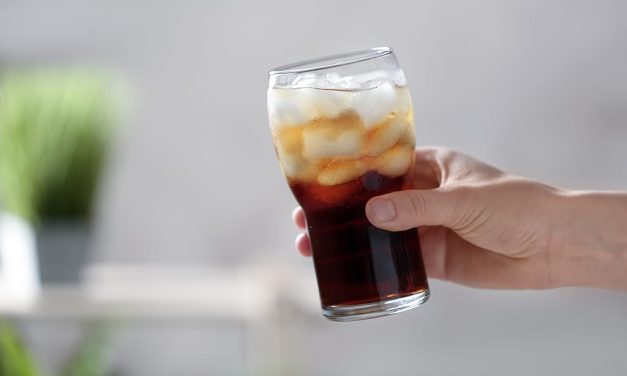 Bukan Solusi: 4 Minuman Harus Di Hindari Saat Dehidrasi Melanda