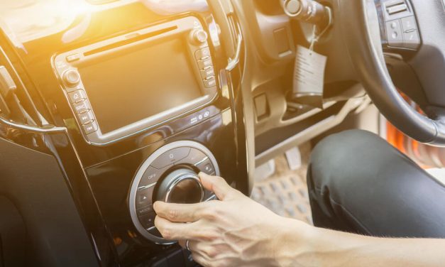 Trik Memperbaiki Audio Mobil Yang Kerap Mati
