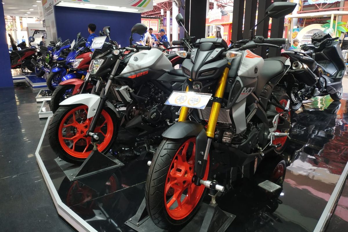 Motor Naked Sport