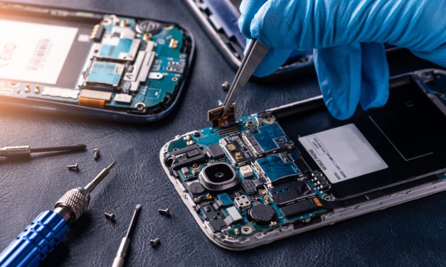 Penyebab Biaya Service Smartphone Terbilang Mahal